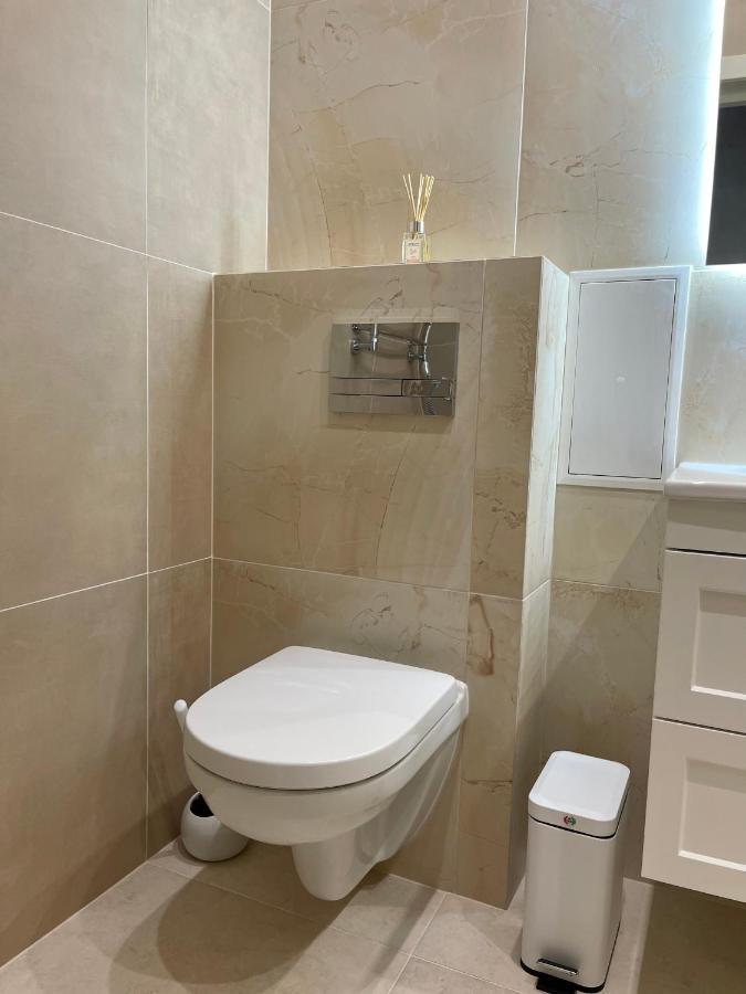 Pride Apartment Lviv Eksteriør bilde